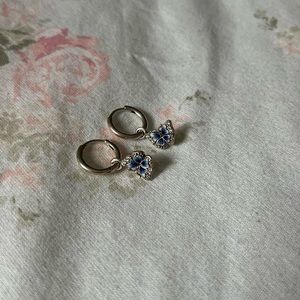 Pandora butterfly hoops